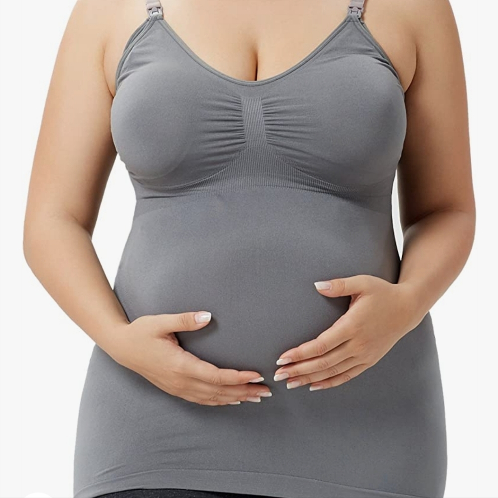 Pack of 2 Women's MATERNITY/NURSING tops. Size XL‎